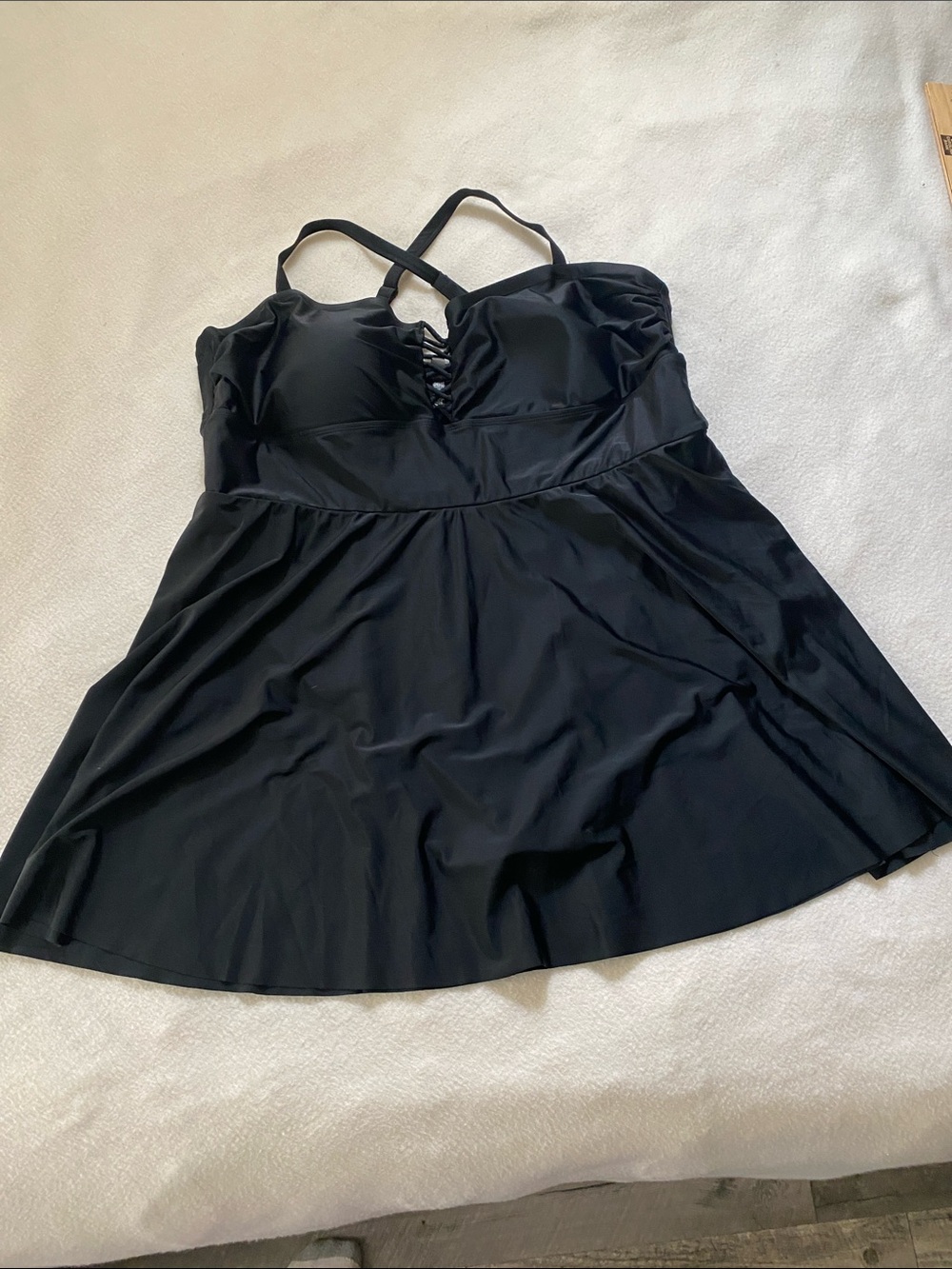 Torrid Black Lattice Front One-Piece Swimsuit – Wireless – Size 4x skirted skirt